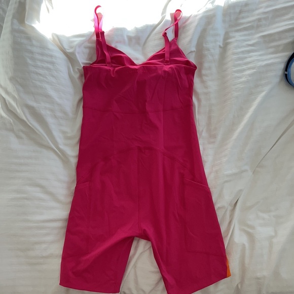 Outdoor voices super form one piece - Picture 2 of 5